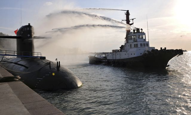 Chinese nuclear submarine in nuclear safety drill at the Qingdao naval base in Shangdong province, eastern China. Click to enlarge