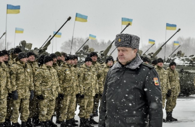 Poroshenko and resolution to declare war with Russia