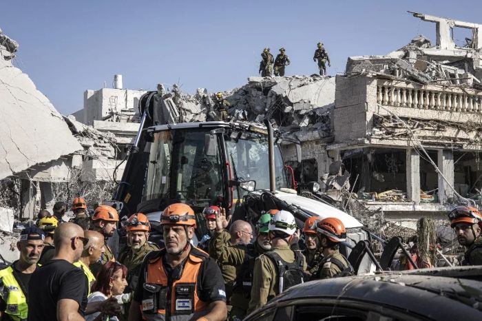 Israel: Euphoria gives way to fear after Iranian missiles rain down on Tel Aviv