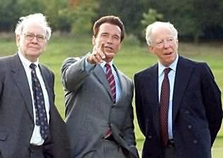 Left to right: billionaire Warren Buffet, Arnold and Jacob Rothschild on the latter's estate last year.