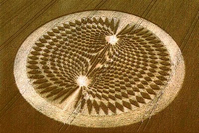 Crop circle that appeared at Avebury, in 2000, that Team Satan claimed to have made